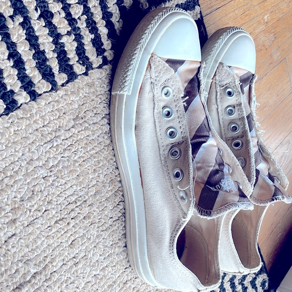 Rare Converse All Star Slip-On Laceless Sneakers - Blush Pink/Brown Stripes - Picture 2 of 5